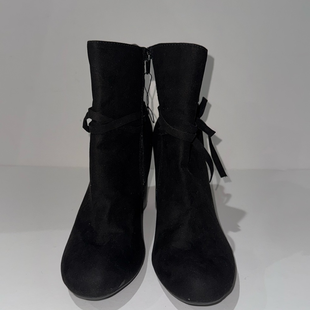 Christian Siriano for Payless Women's 9 Valencia Black Ankle Block Heel Boots